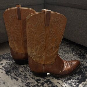 Dan Post Brown Western Boots with Decorative Stitching
